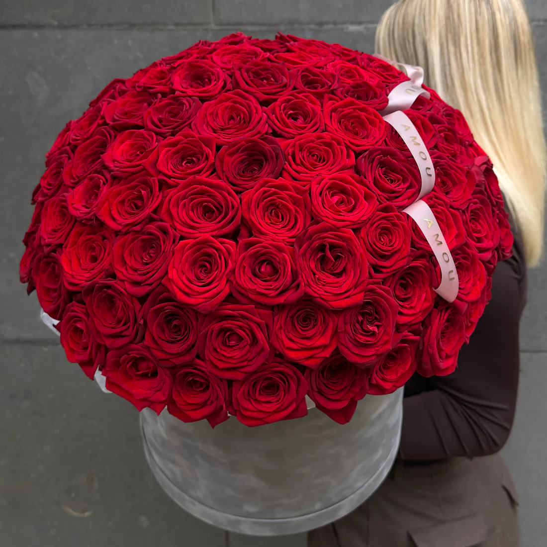 AMOUR VELVETY RED