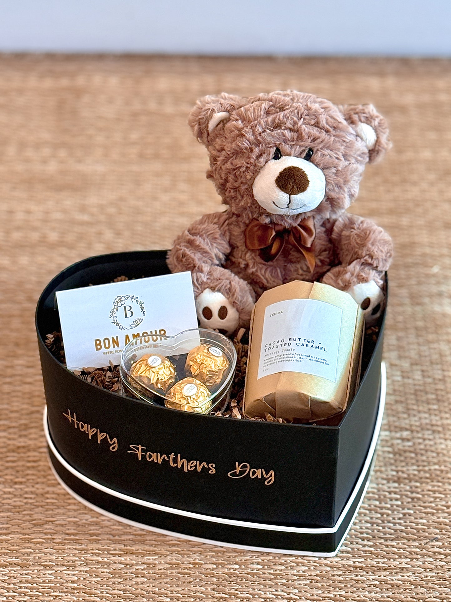 AMOUR HEART BASKET
