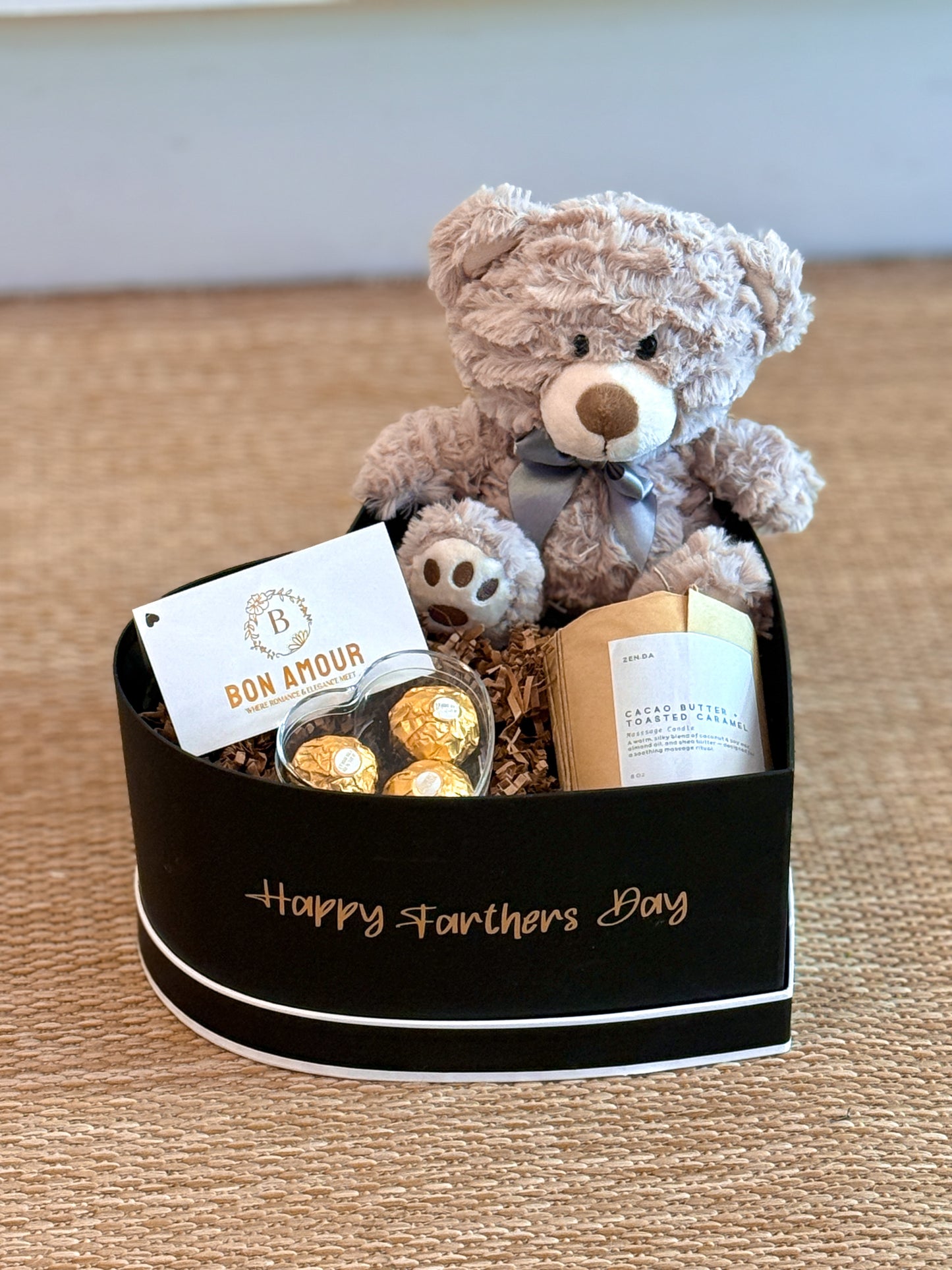 AMOUR HEART BASKET