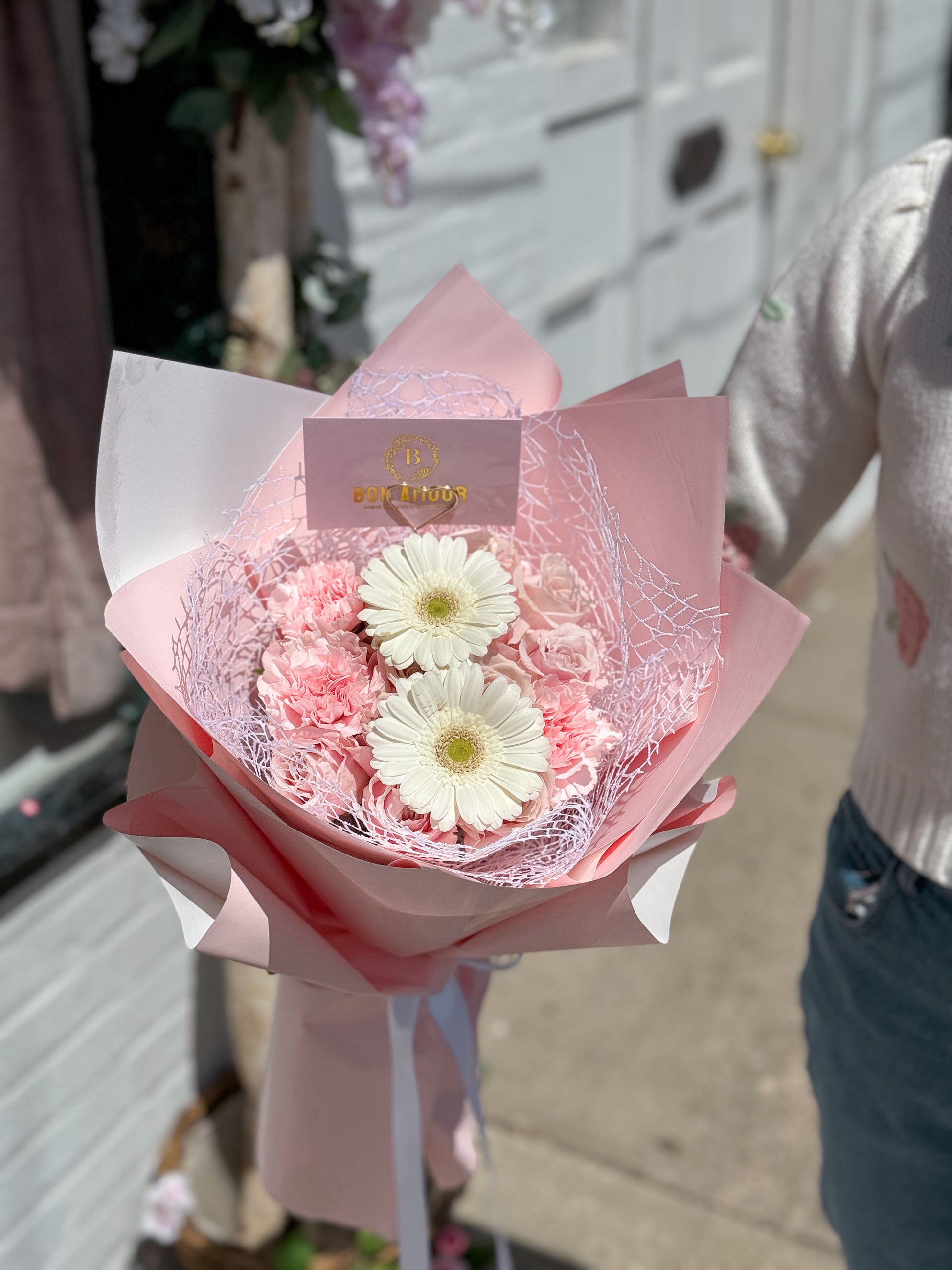 Special White and pink bouquet